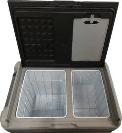 Campguru Coolbox 45L Double Freeze 8 Campguru Coolbox 45L Double Freeze -Buiten Kamperen 1097x1200 7