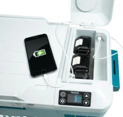 Makita DCW180Z 18V Li-Ion Accu Koelbox - 20L 17 Makita DCW180Z 18V Li-Ion Accu Koelbox - 20L -Buiten Kamperen 1200x1147 3