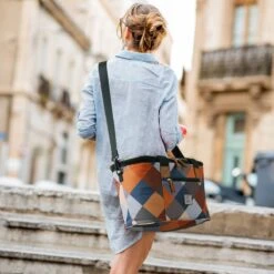 Brisby 4 Laags Geïsoleerde Koeltas - Boodschappentas 21 Liter - Block 14 Brisby 4 Laags Geïsoleerde Koeltas - Boodschappentas 21 Liter - Block -Buiten Kamperen 1200x1200 1187