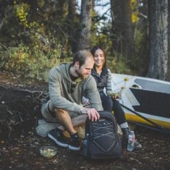 Koeltas Rugzak (25L) - Geschikt Voor 28 Blikjes - Lunchtas Voor Dames En Heren - Zwart 17 Koeltas Rugzak (25L) - Geschikt Voor 28 Blikjes - Lunchtas Voor Dames En Heren - Zwart -Buiten Kamperen 1200x1200 1190