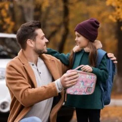 Brisby 4 Laags Geïsoleerde Koeltas - Lunchtas 1.5 Liter - Roze Eenhoorn -Buiten Kamperen 1200x1200 1410