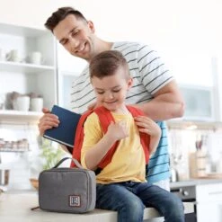 Brisby 4 Laags Geïsoleerde Koeltas - Lunchtas 1.5 Liter - Lichtgrijs -Buiten Kamperen 1200x1200 1779