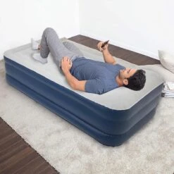 LifeGoods Luchtbed - 1 Persoons - Met Ingebouwde Pomp - Incl. Draagtas En Reparatiekit -Buiten Kamperen 1200x1200 271