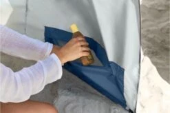 Sport-Brella - Premiere Strandtent - Windscherm - Tochtscherm - Tochtscherm - Stormparaplu - Zonnescherml - Blauw -Buiten Kamperen 1200x796 3