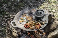 Petromax KR1 Gietijzeren Steelpan Met Deksel (1 Liter) 19 Petromax KR1 Gietijzeren Steelpan Met Deksel (1 Liter) -Buiten Kamperen 1200x799 110