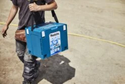 Makita 198253-4 CoolMbox Koelbox - 18 Liter 13 Makita 198253-4 CoolMbox Koelbox - 18 Liter -Buiten Kamperen 1200x800 246