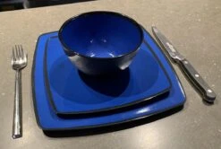 Camping Servies - 12 Delig – 100% Melamine Servies Set – Campingservies – Melamine Servies - Blue Ocean 12 Camping Servies - 12 Delig – 100% Melamine Servies Set – Campingservies – Melamine Servies - Blue Ocean -Buiten Kamperen 1200x806 6