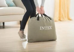 Intex Deluxe Pillow Rest Raised Luchtbed - 2-persoons - 203x152x42 Cm 25 Intex Deluxe Pillow Rest Raised Luchtbed - 2-persoons - 203x152x42 Cm -Buiten Kamperen 1200x834 17