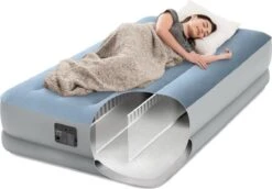 Intex 64166NP Raised Comfort Luchtbed 191x99x36 Cm Lichtblauw/Grijs 6 Intex 64166NP Raised Comfort Luchtbed 191x99x36 Cm Lichtblauw/Grijs -Buiten Kamperen 1200x835 1