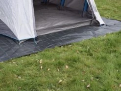 Campingdoek - Gronddoek - Worteldoek 5,25M X 8M Totaal 42M² + 15 GRATIS Grondpennen. Hoge Kwaliteit, Lucht En Water Doorlatend. 8 Campingdoek - Gronddoek - Worteldoek 5,25M X 8M Totaal 42M² + 15 GRATIS Grondpennen. Hoge Kwaliteit, Lucht En Water Doorlatend. -Buiten Kamperen 1200x899 5