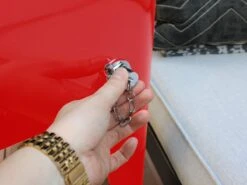 AXI Retro Cooler Rood - Koeler Met Wielen - 76L Inhoud - Koelbox Met Aftapkraan -Buiten Kamperen 1200x900 41