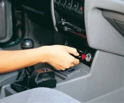 Campingaz Powerbox Plus Thermo-elektrische Koelbox - 12V / 230V - 28L - Grijs -Buiten Kamperen 1200x996 2