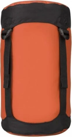 Sea To Summit Compressiezak - 10L - Oranje - Lichtgewicht -Buiten Kamperen 628x1200 1